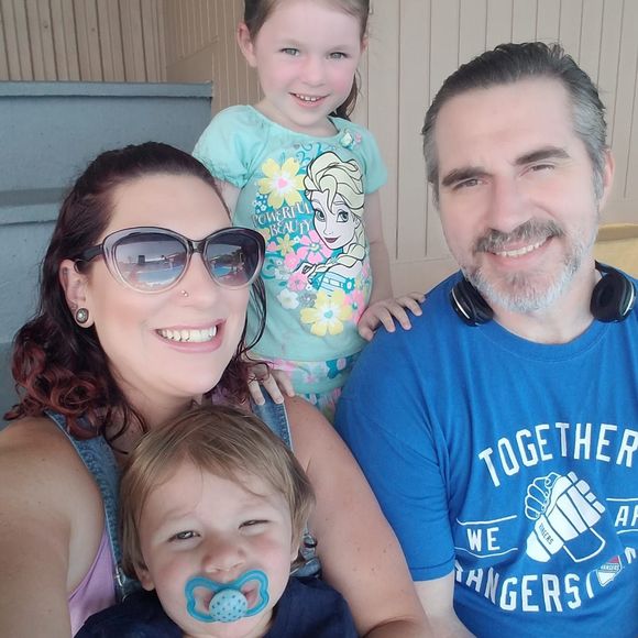 Meet your Posher, Davona - Picture 1 of 1